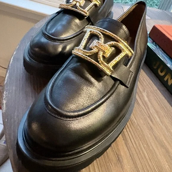 🧶Dissona NWOB Black Leather Lug Sole Loafers Gold Buckle Size EU 40 + Free Gift